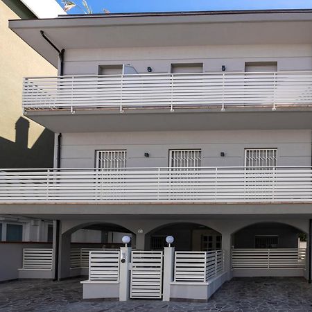 Ferienwohnung Casa Plauto Bellaria-Igea Marina Exterior foto